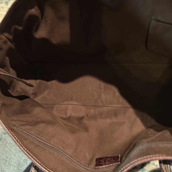 GUCCI Medium GG Canvas Princy Tote - Picture 6 of 9